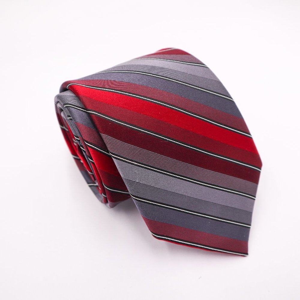 Red Stripe Pattern Tie | Van Heusen